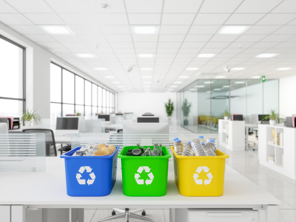 Tri des déchets au bureau